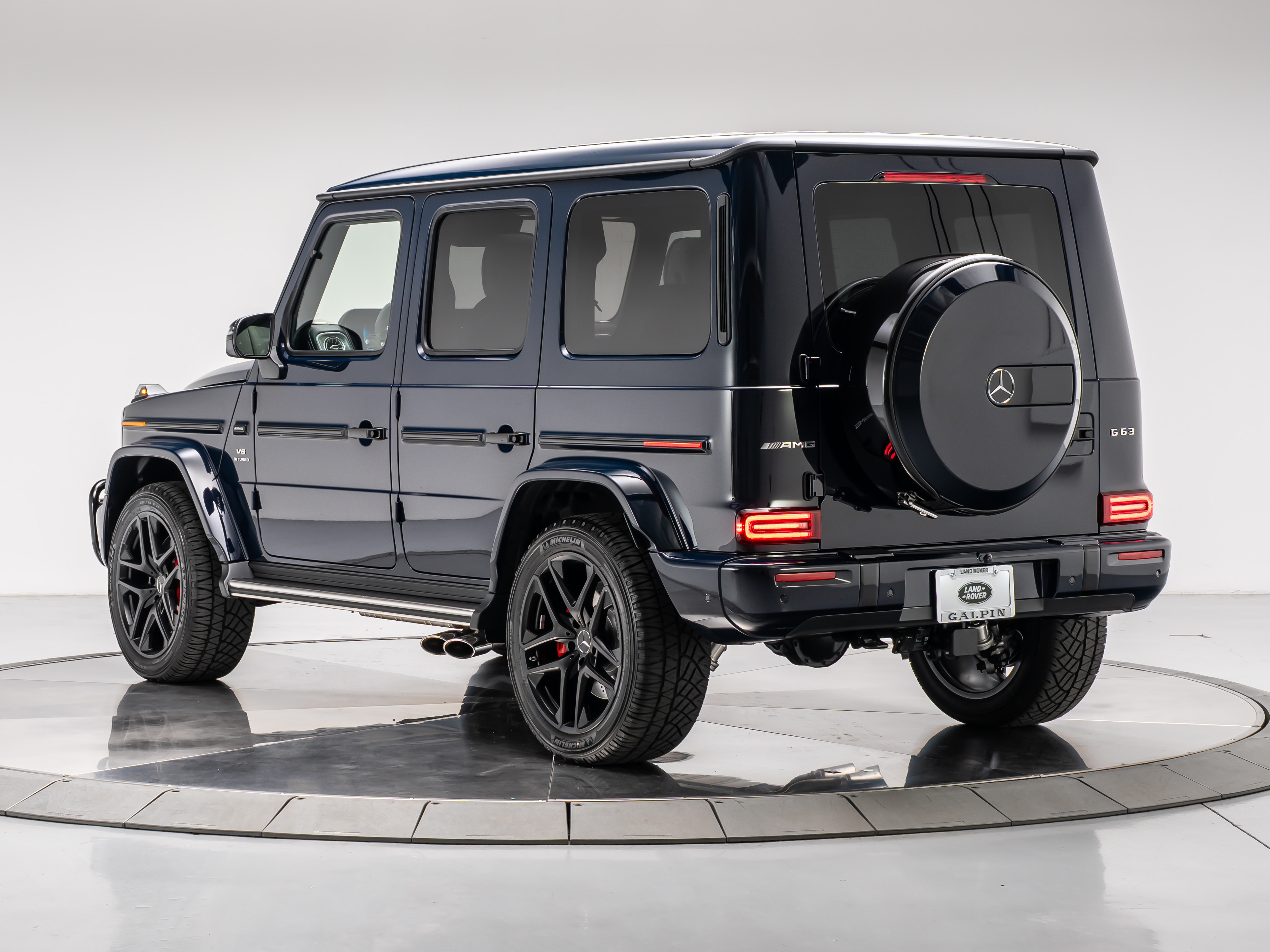 2025 Mercedes Benz G AMG 63 photo 3