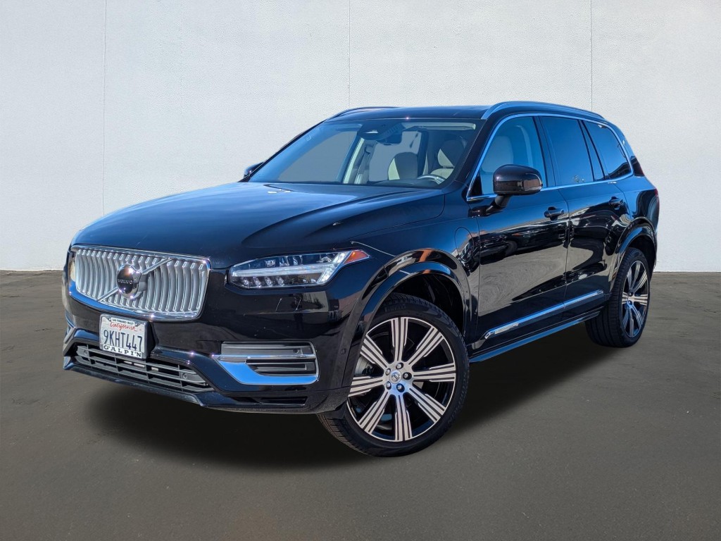 2024 Volvo XC90 Recharge Plug-In Hybrid T8 Plus Bright Theme 7-Seater