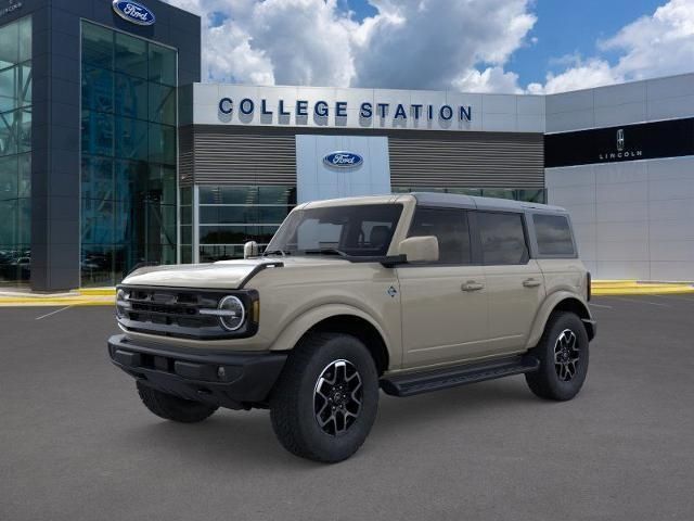 2025 Ford Bronco 4-Door Outer Banks's photo