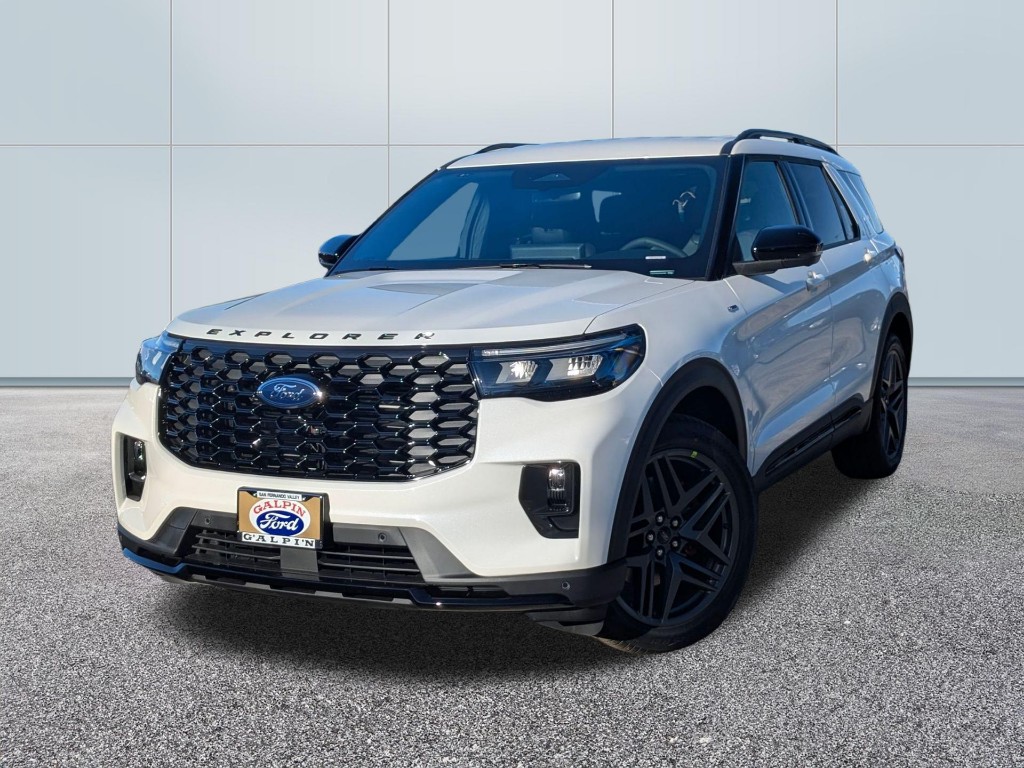 2026 Ford Explorer ST Line