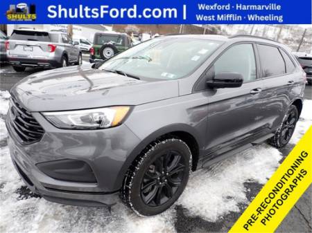 2022 Ford Edge SE
