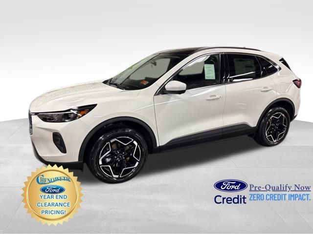 2026 Ford Escape Platinum's photo