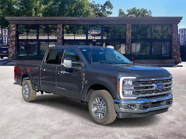 2026 Ford F-350 Super Duty Lariat's photo