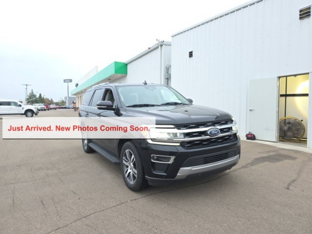 2024 Ford Expedition Limited's photo