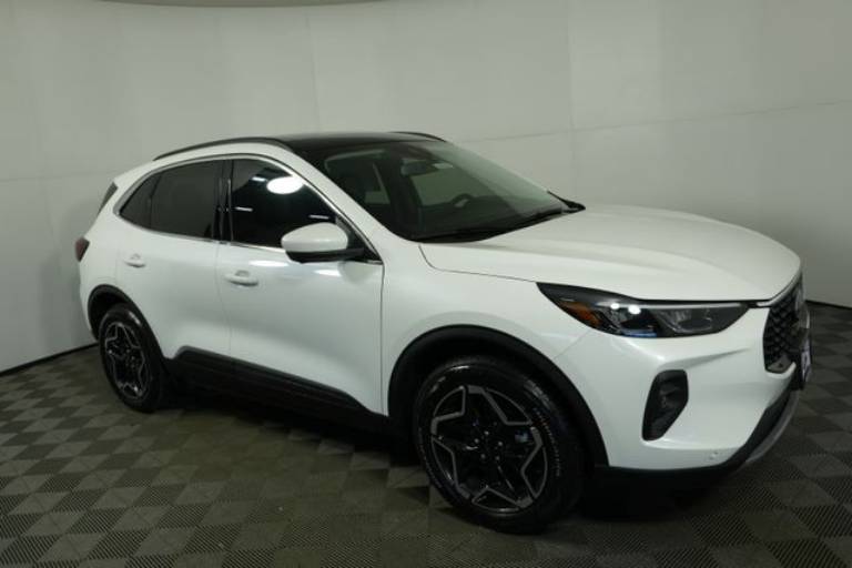 2026 Ford Escape Platinum