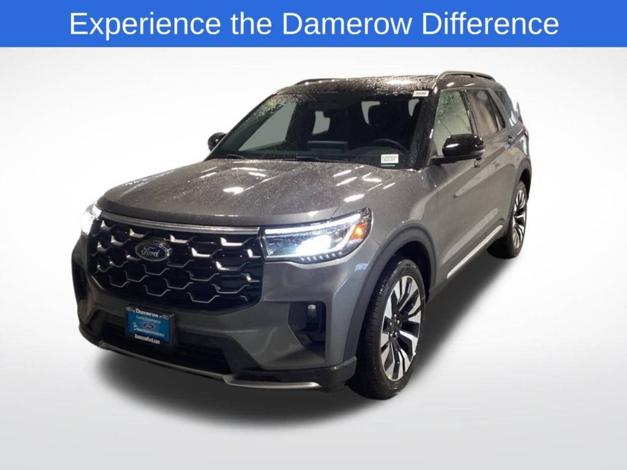 2026 Ford Explorer Platinum's photo