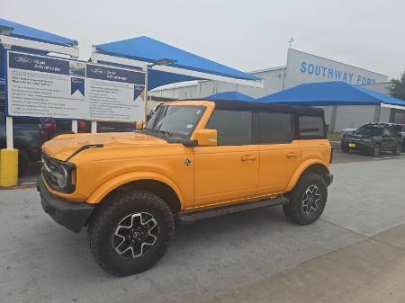 2022 Ford Bronco Outer Banks