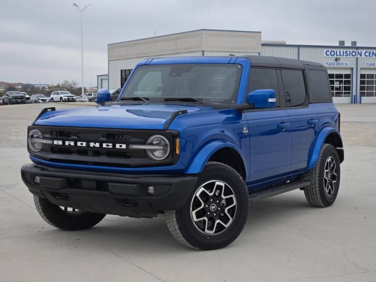 2024 Ford Bronco Outer Banks