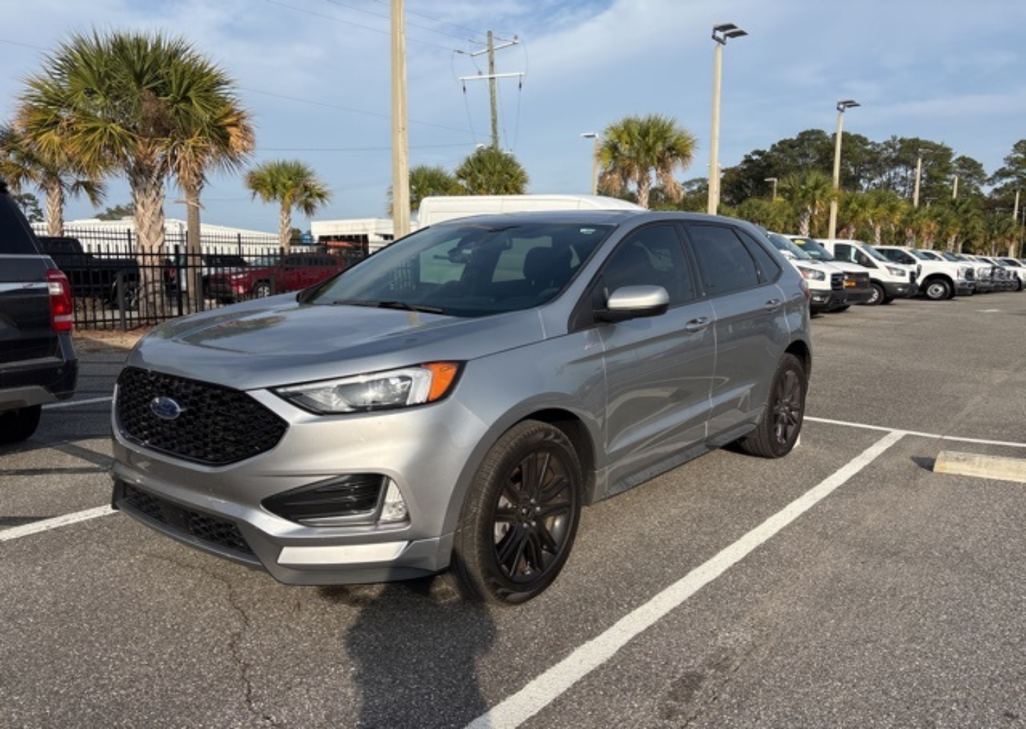 2024 Ford Edge ST-Line's photo