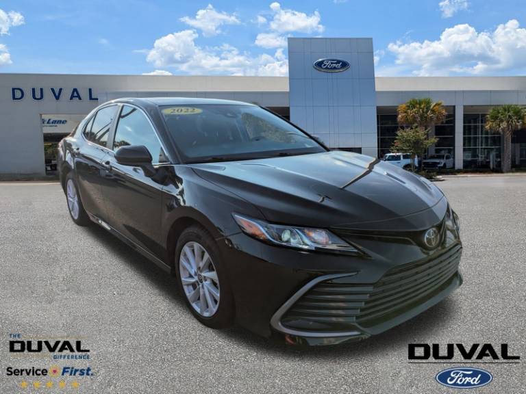 2022 Toyota Camry LE