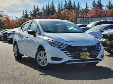 2025 Nissan Versa 1.6 S