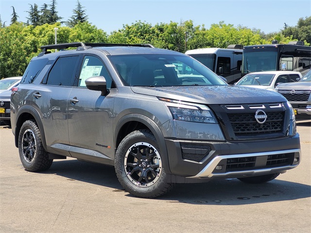 New 2025 Nissan Pathfinder Rock Creek
