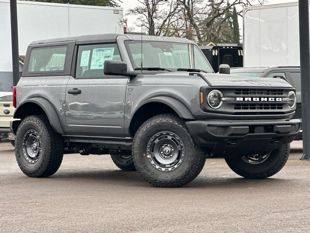 2025 Ford Bronco Base
