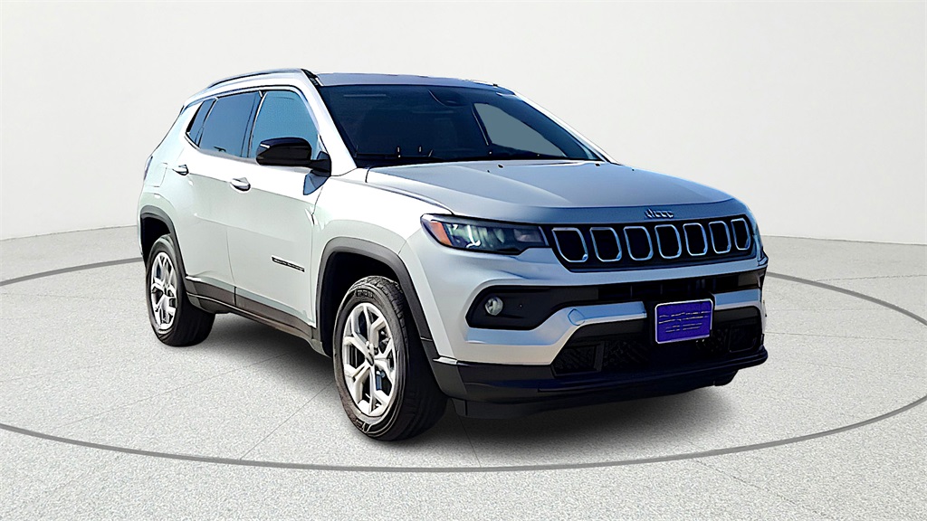 2026 Jeep Compass Latitude's photo