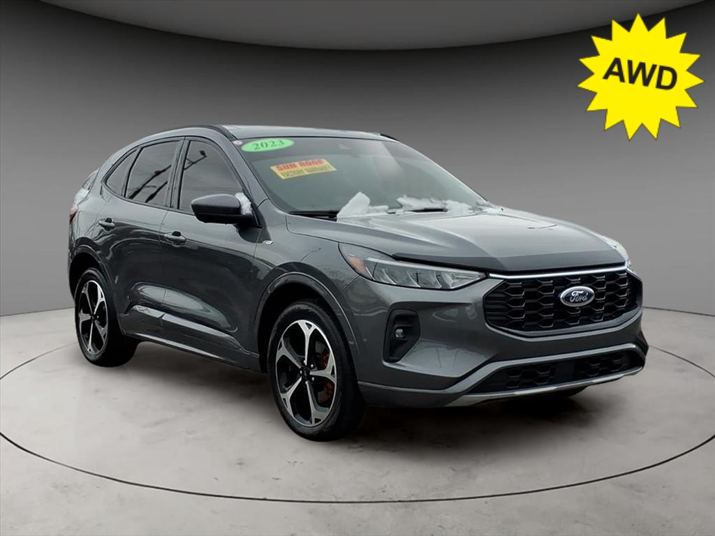 2023 Ford Escape ST-Line Select's photo