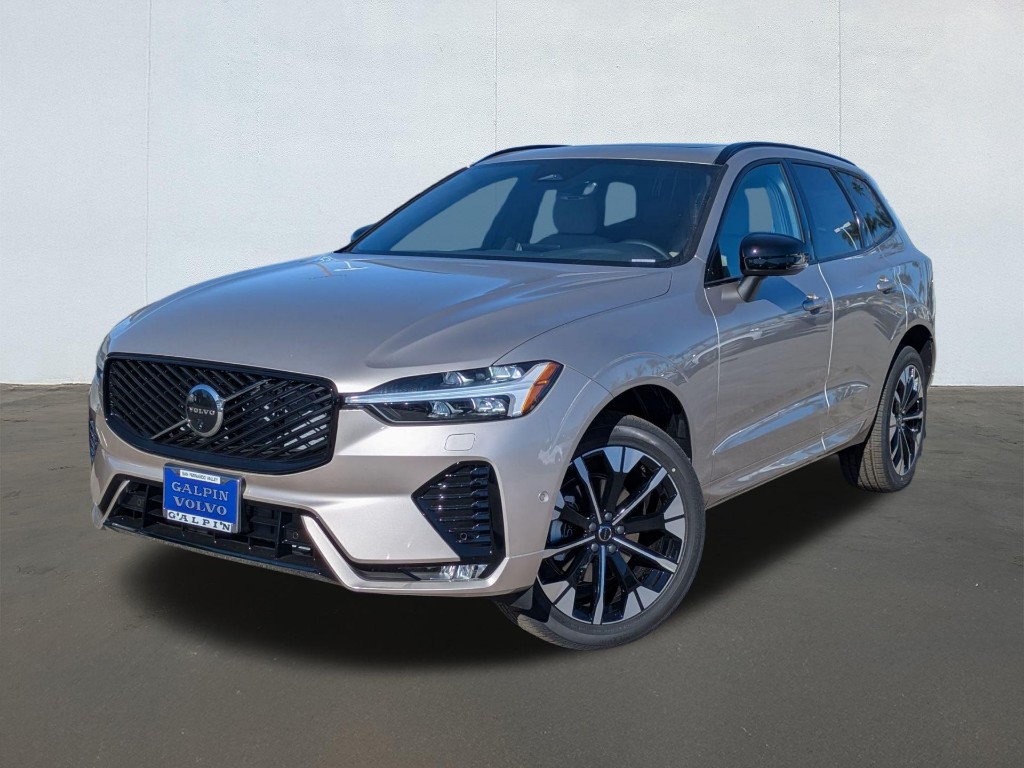 2026 Volvo XC60 B5 Plus