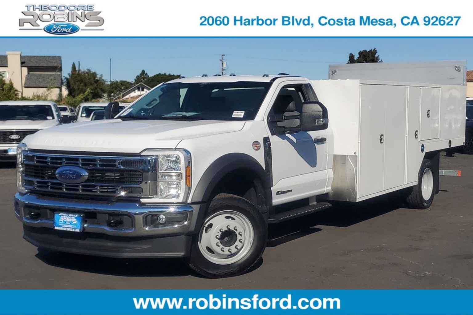 2026 Ford F-550 Super Duty Chassis Cab XL's photo