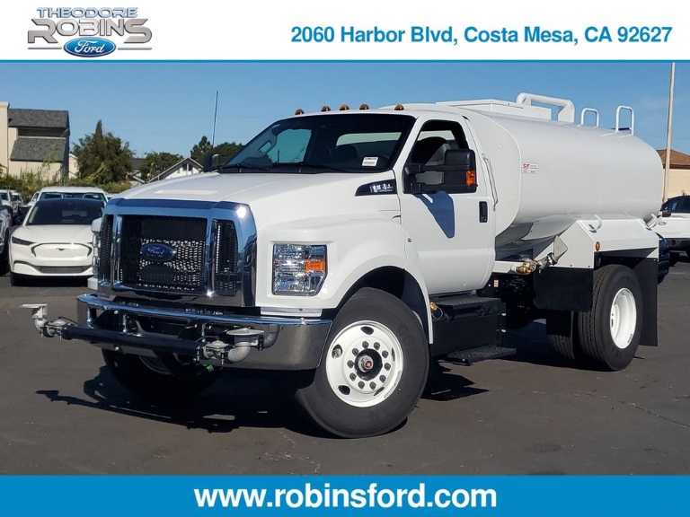 2026 Ford F-650SD Base