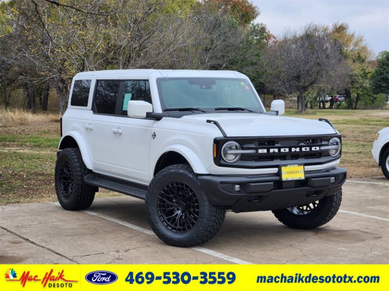 2025 Ford Bronco Outer Banks