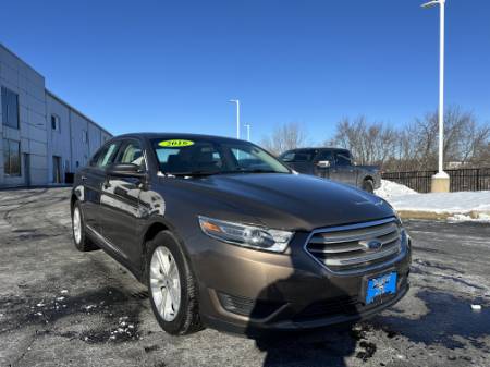 2016 Ford Taurus SE