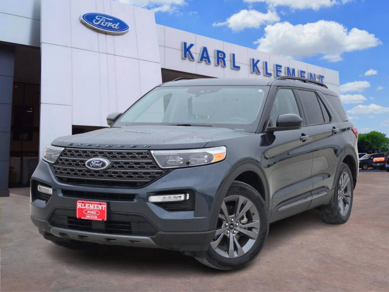 2023 Ford Explorer XLT's photo