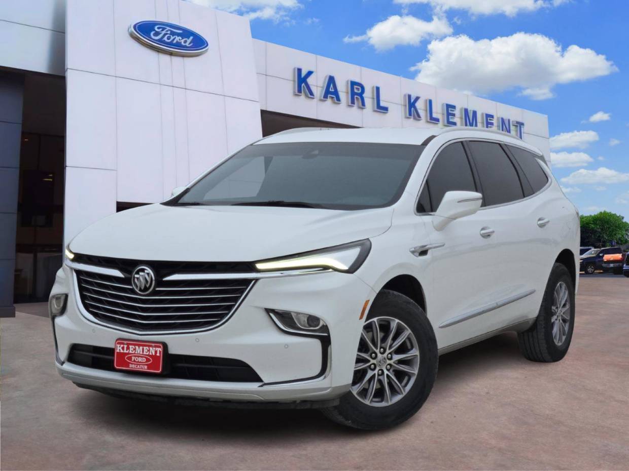 2023 Buick Enclave Essence's photo