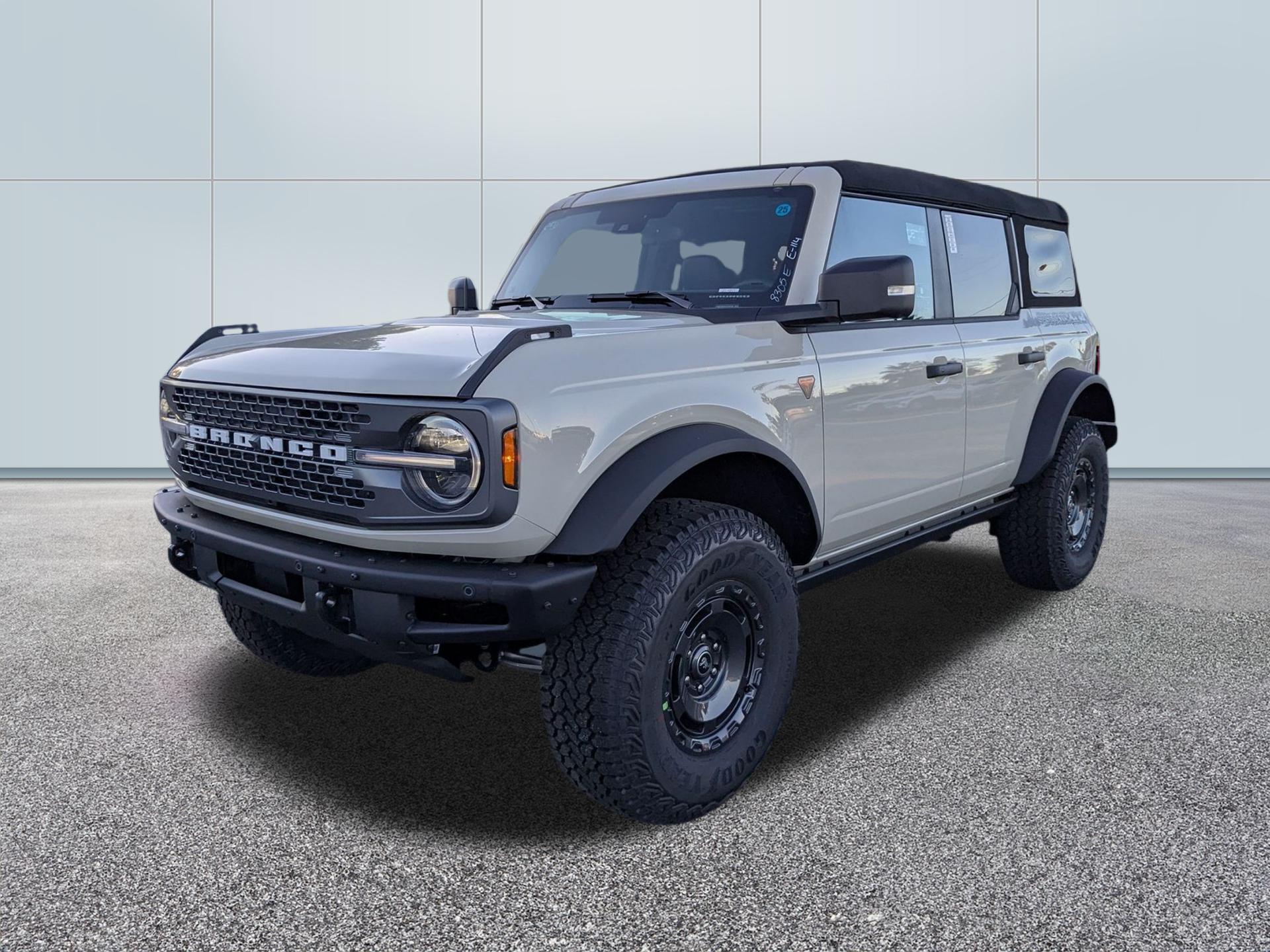 2025 Ford Bronco 4-Door Badlands's photo