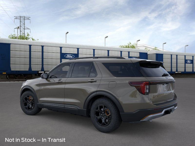 2026 Ford Explorer photo 2