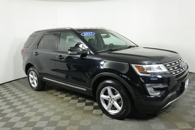 Used 2017 Ford Explorer XLT with VIN 1FM5K8D86HGE35747 for sale in Kansas City