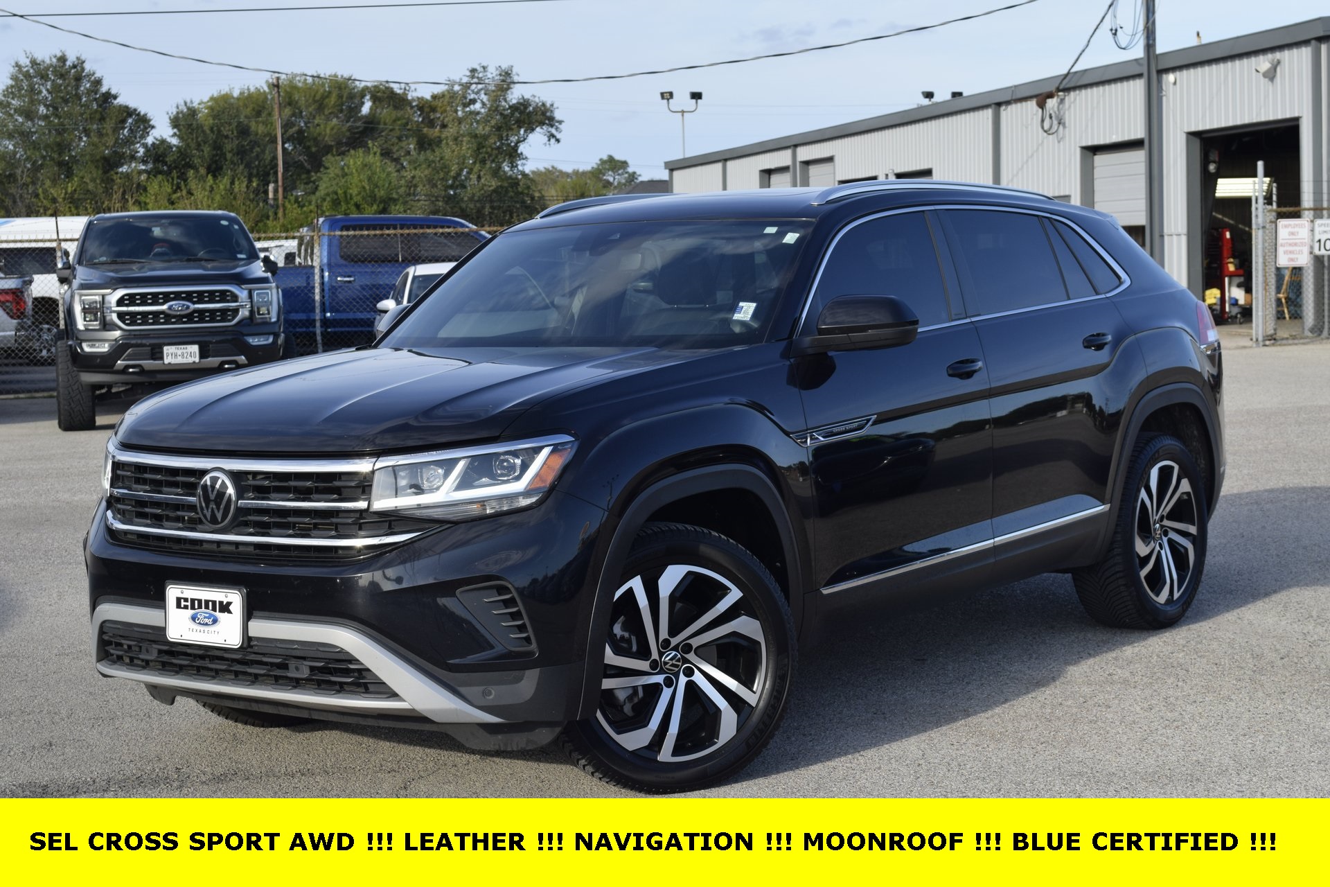 2023 Volkswagen Atlas Cross Sport SEL's photo