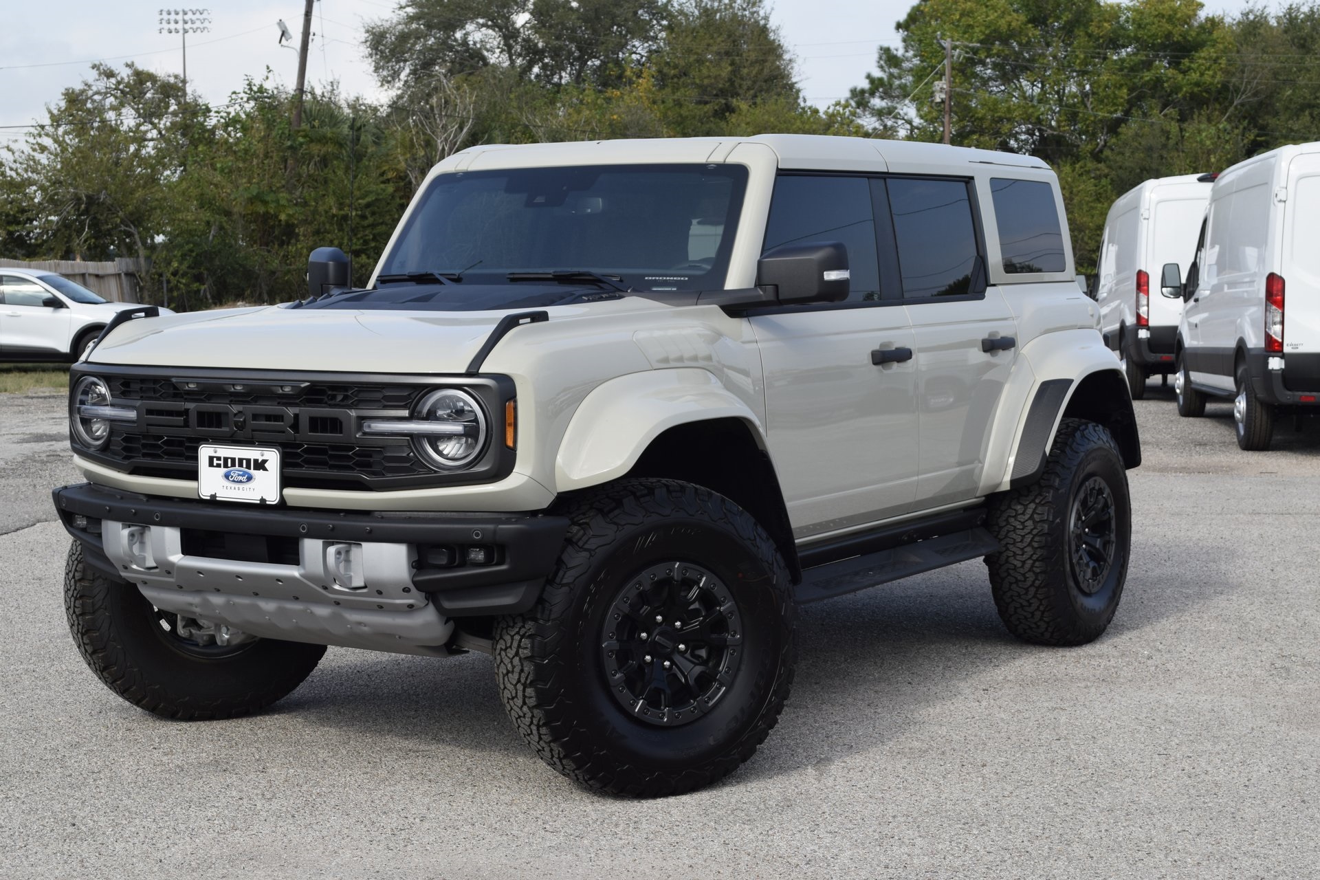 2025 Ford Bronco 4-Door Raptor's photo