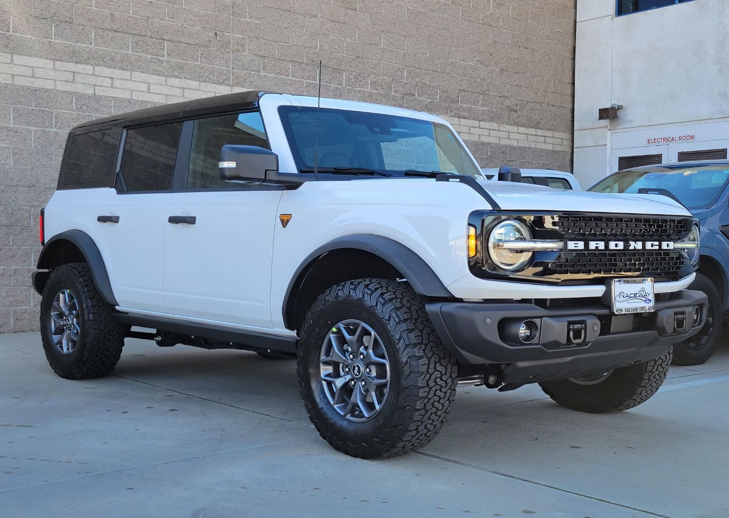 2025 Ford Bronco 4-Door Badlands's photo