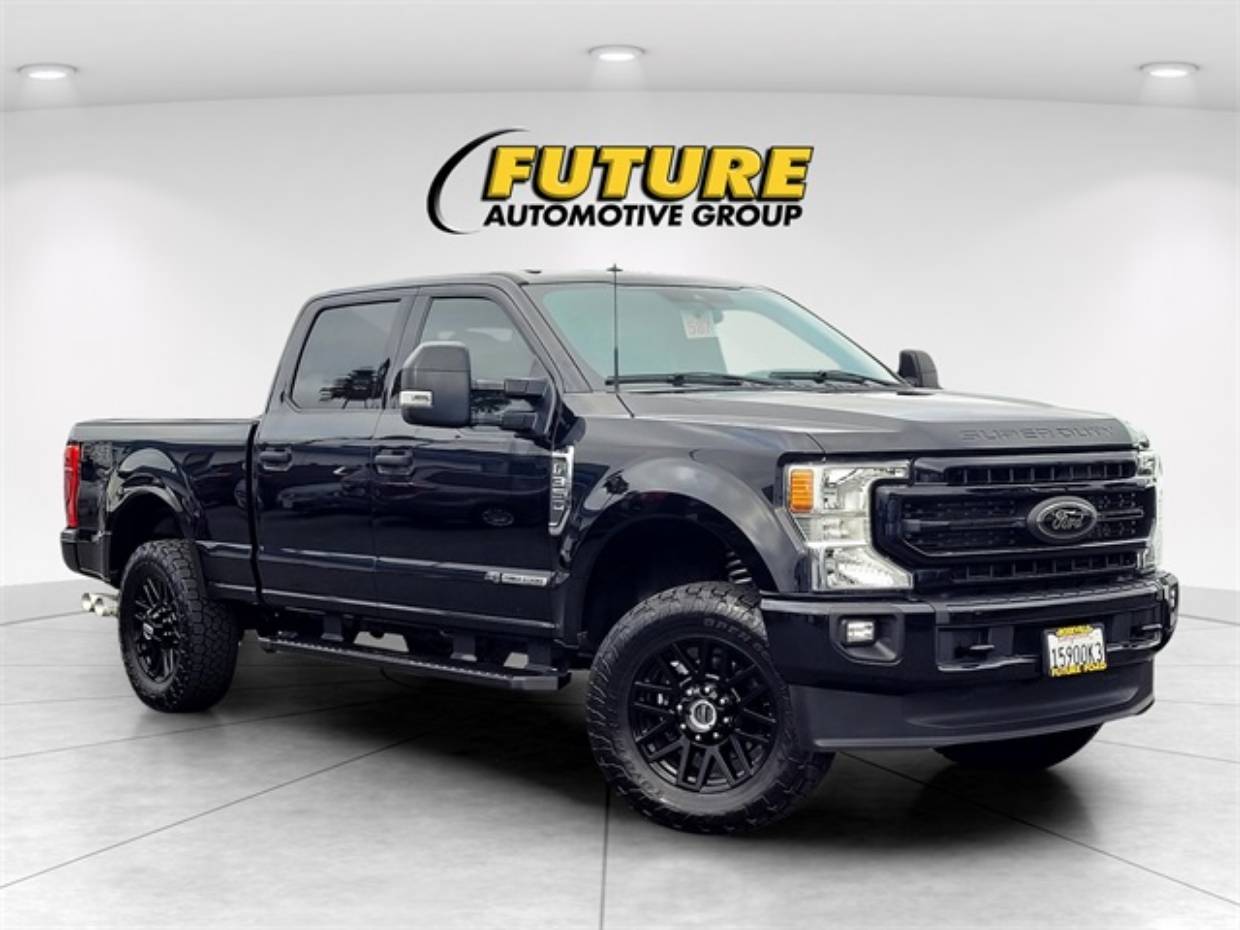 2022 Ford F-350 Super Duty XLT's photo