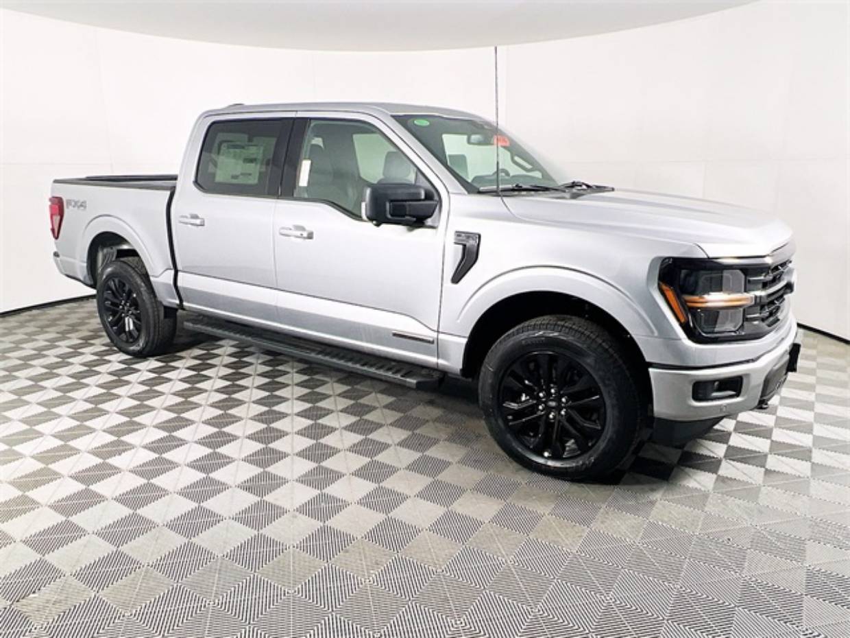 2025 Ford F-150 XLT's photo
