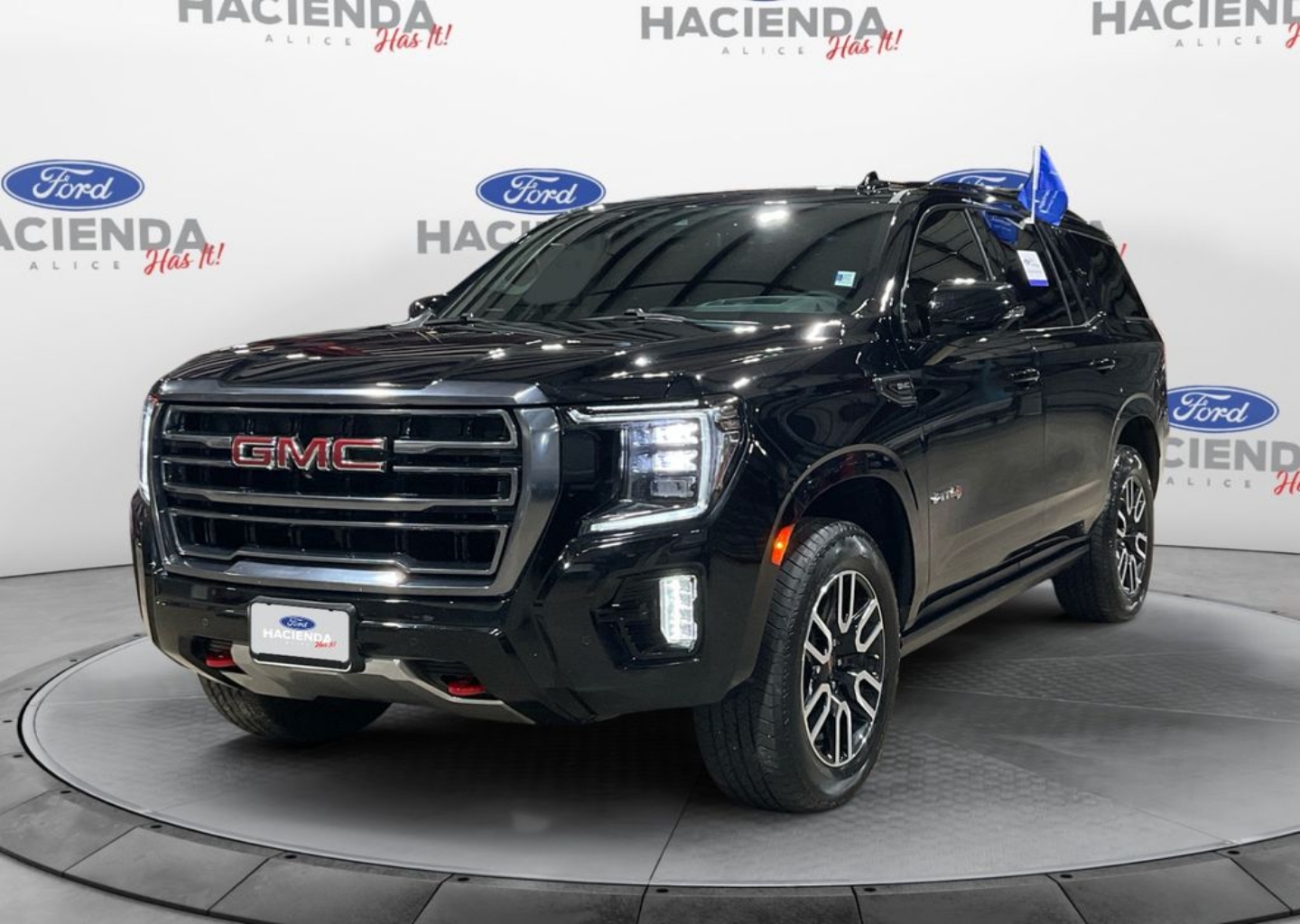 2024 GMC Yukon AT4's photo