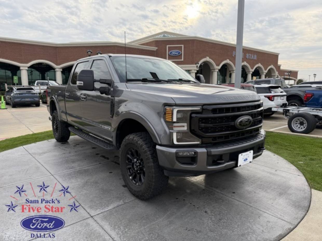 2022 Ford F-250 Super Duty Lariat's photo