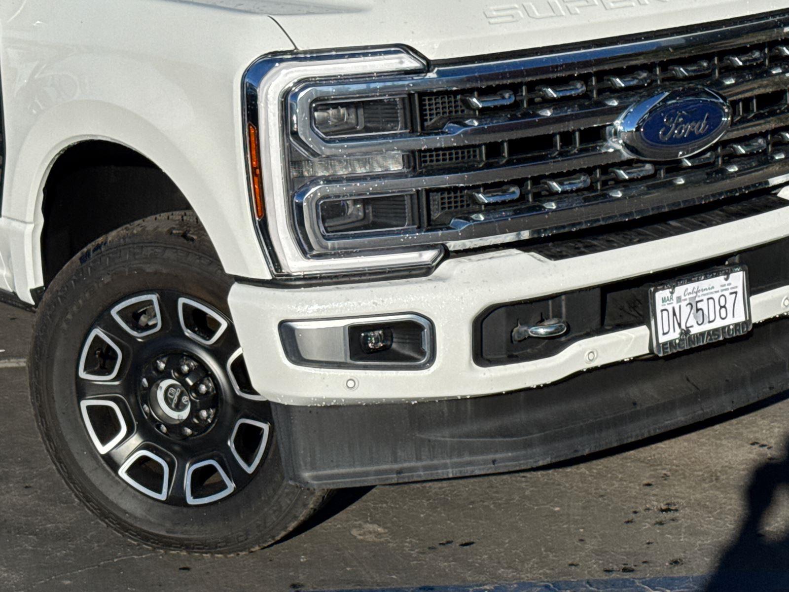 2024 Ford F-350 Platinum photo 3