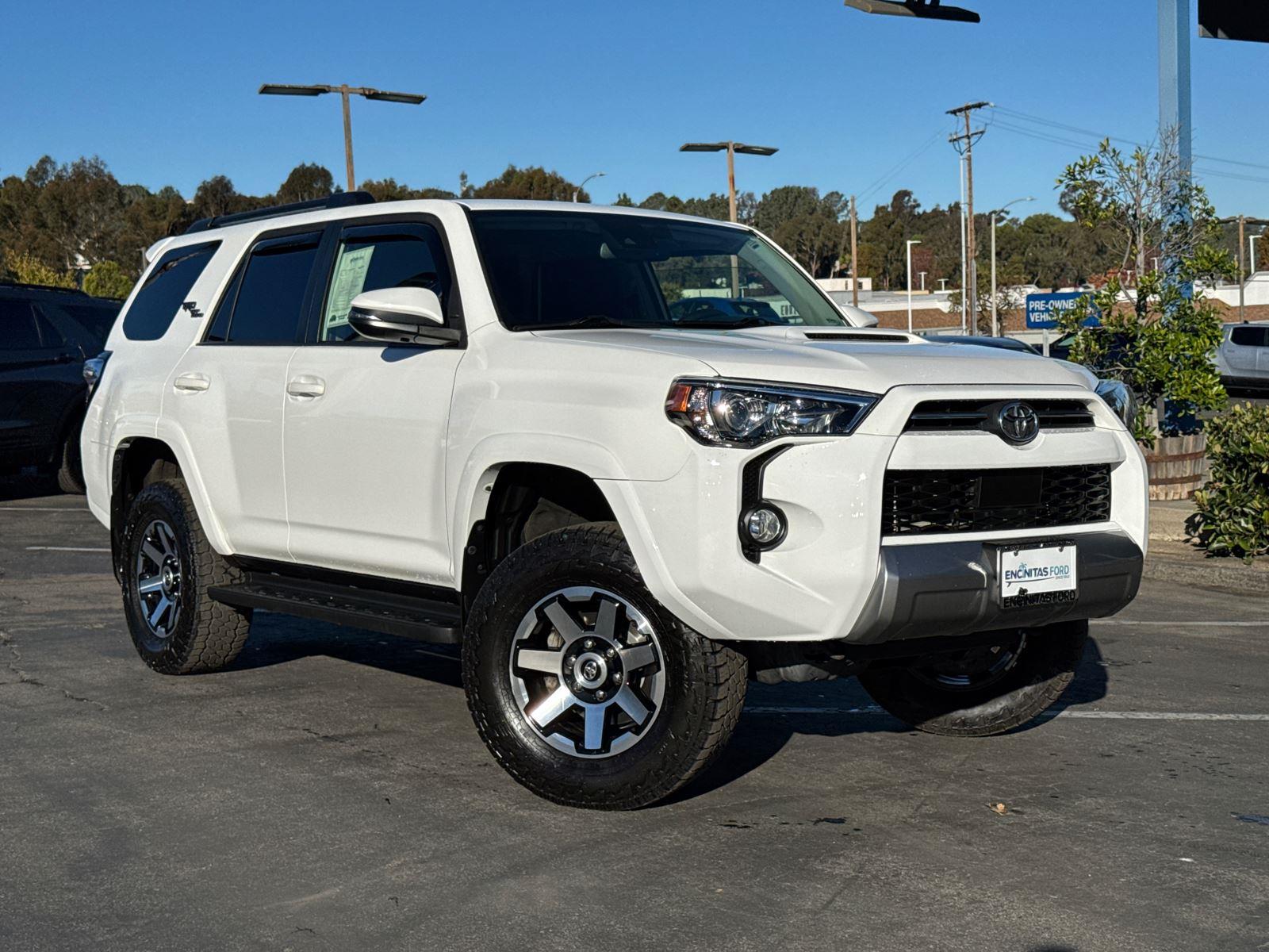 2020 Toyota 4Runner TRD Off-Road Premium photo 2