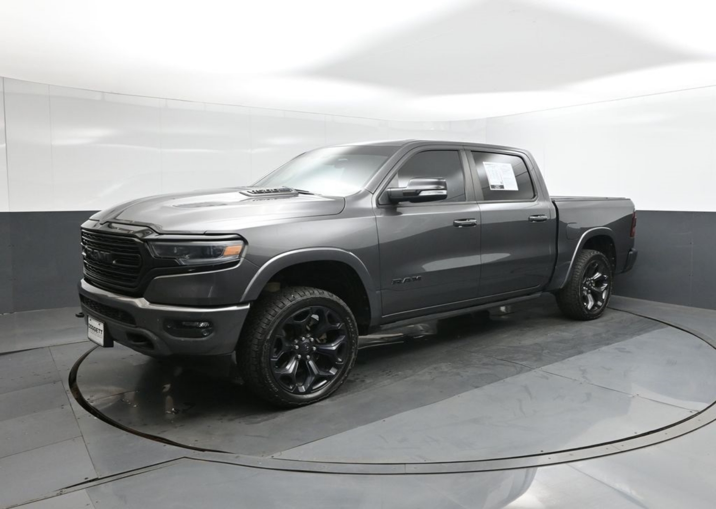 2022 RAM Ram 1500 Pickup Limited's photo