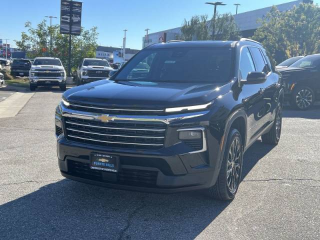2026 Chevrolet Traverse FWD LT