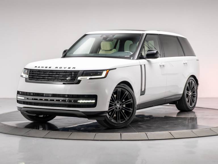 2025 Land Rover Range Rover P400 SE 7 Seat