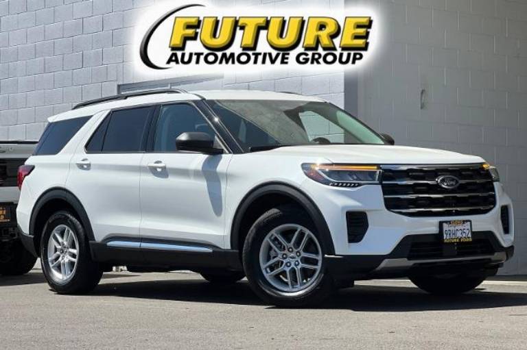 2025 Ford Explorer Active