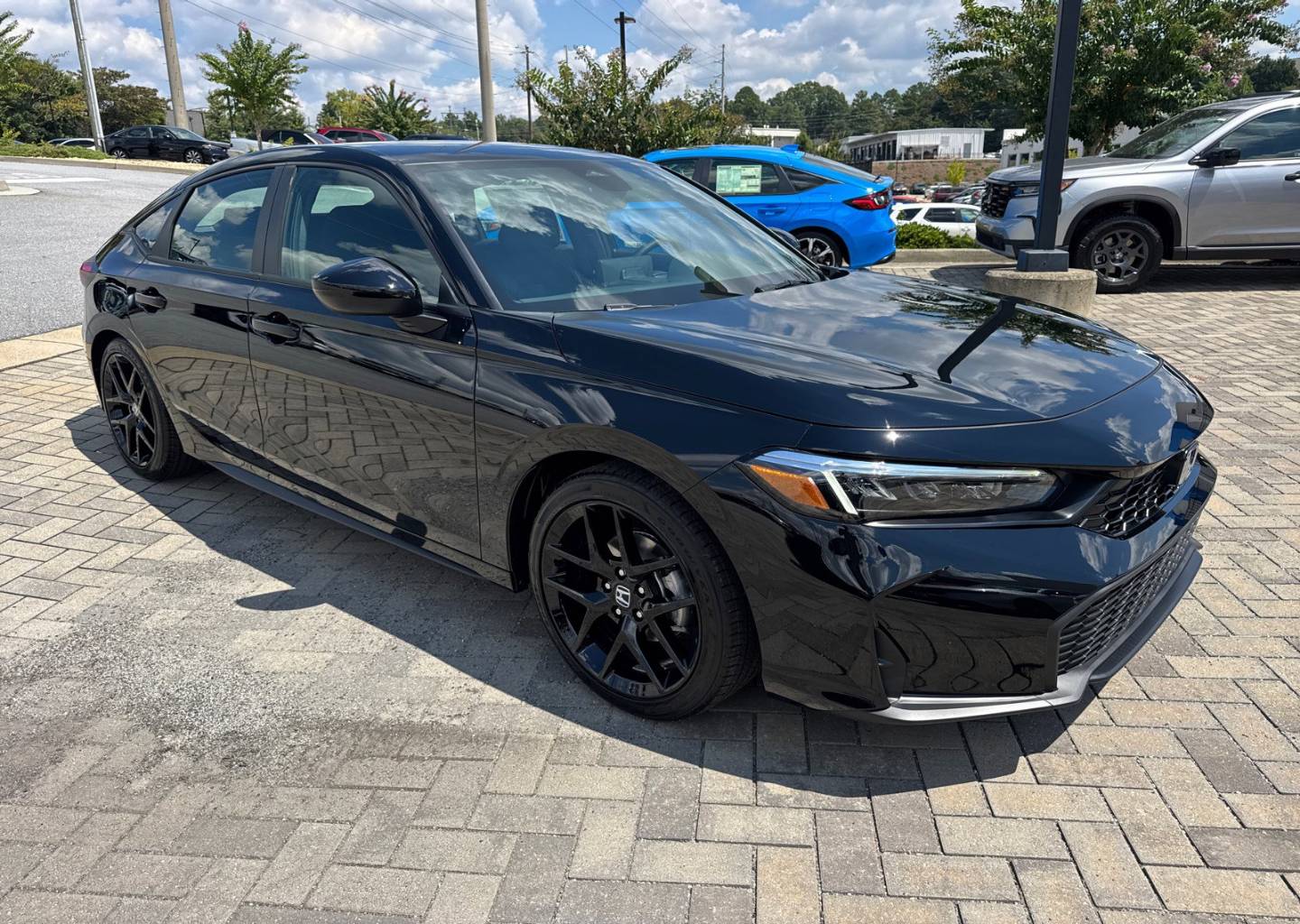 2026 Honda Civic Hatchback Sport's photo