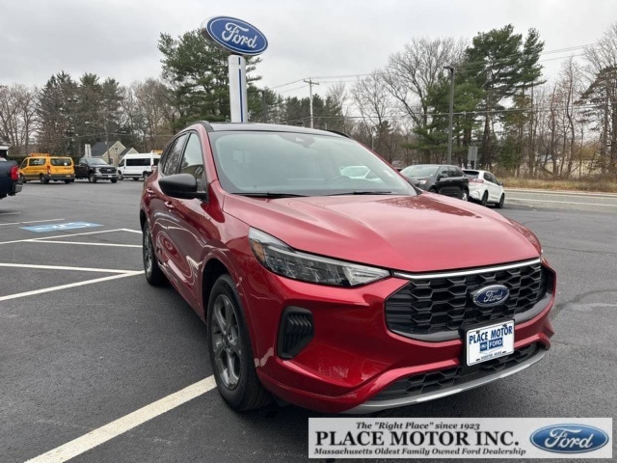 2024 Ford Escape ST-Line's photo