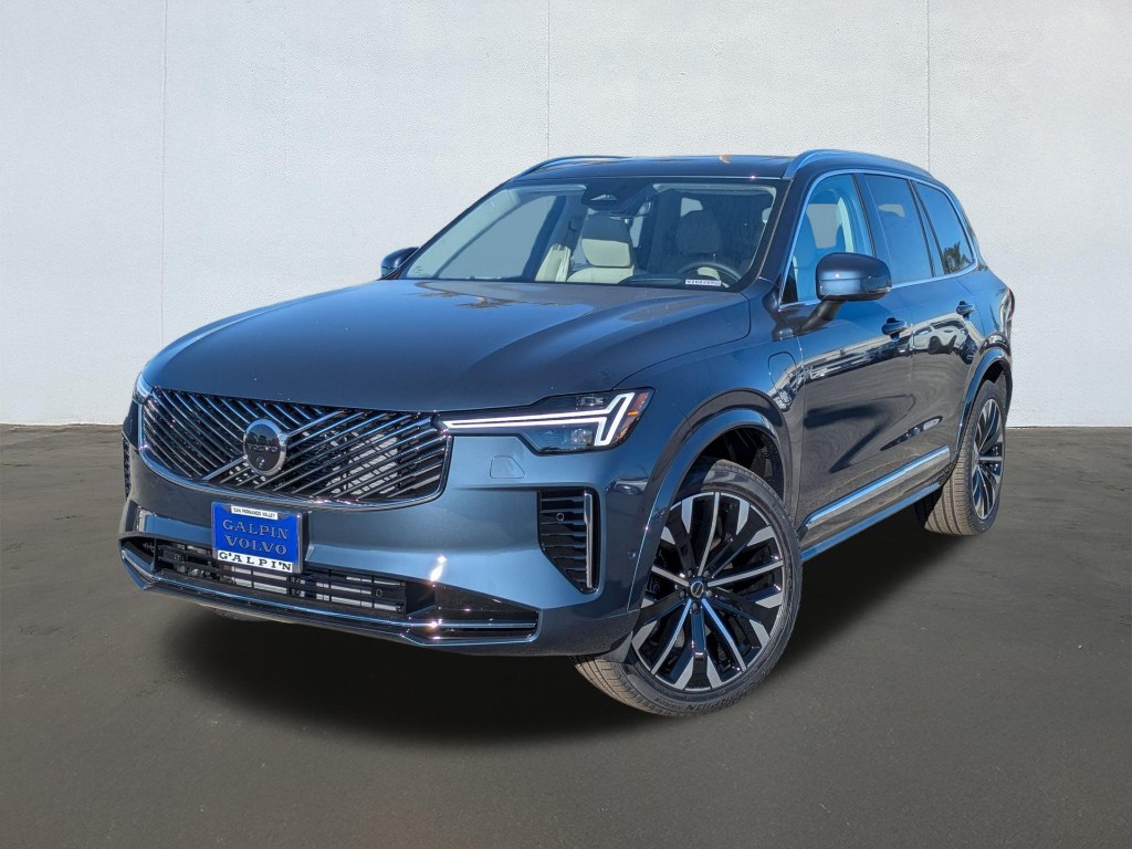 2026 Volvo XC90 Recharge Plug-In Hybrid T8 Ultra 7-Seater
