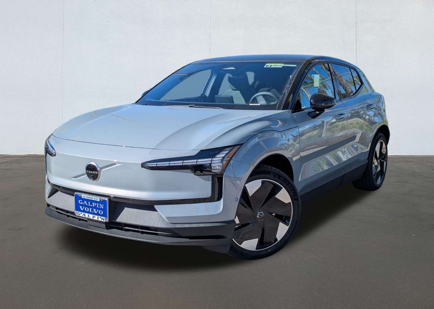 2026 Volvo EX30 Ultra's photo