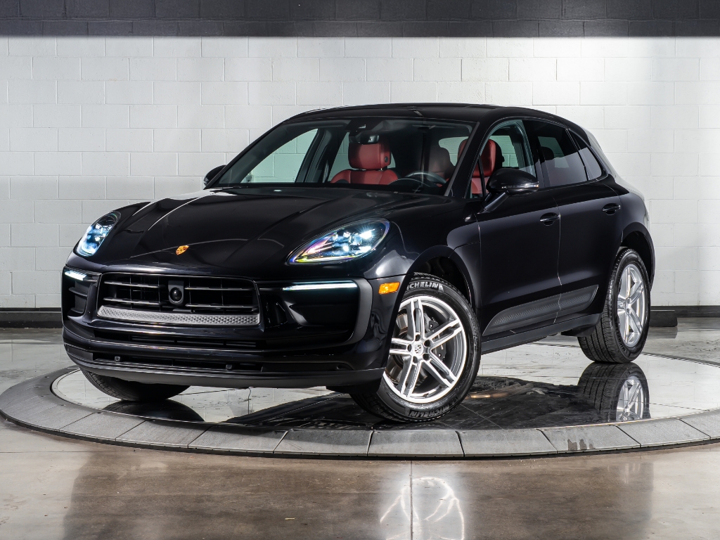 2025 Porsche Macan