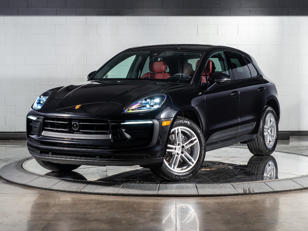 2025 Porsche Macan