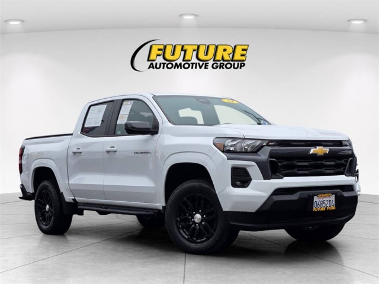 2024 Chevrolet Colorado LT's photo