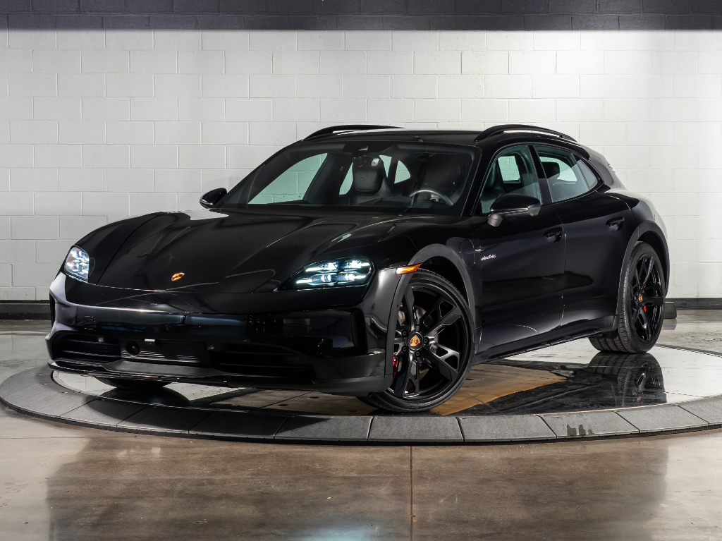 2025 Porsche Taycan Cross Turismo 4S